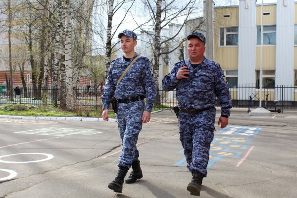 Росгвардейцы обеспечат безопасность последних звонков в школах Коми