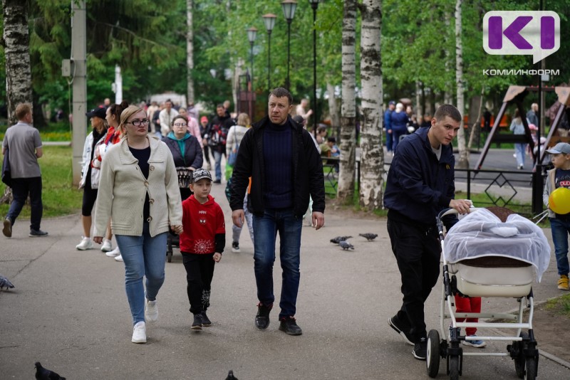 "Не только денежная мотивация должна стимулировать женщин на роды" – Экспертный клуб Коми о мерах господдержки беременных в регионе