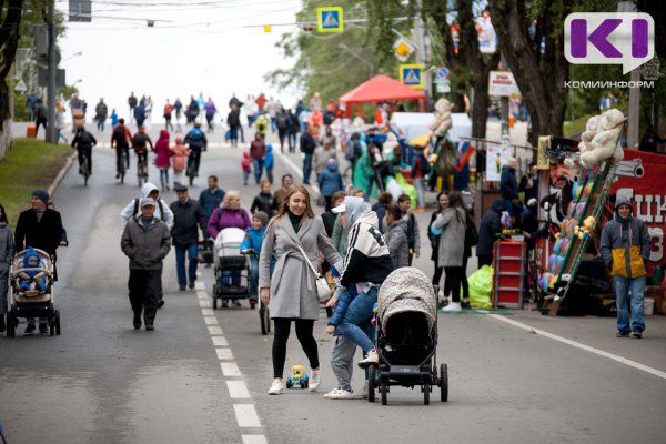 Отдых на 12 июня продлят отпусками и отгулами 13% работающих жителей Сыктывкара 