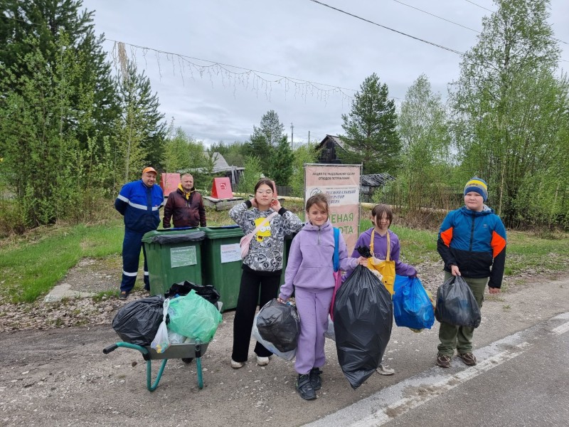 Региональный оператор Севера продолжает проводить экологические акции в отдаленных населенных пунктах Коми

