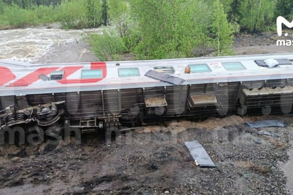 Для оказания помощи пострадавшим при сходе поезда сформированы бригады медработников ЦРБ Инты