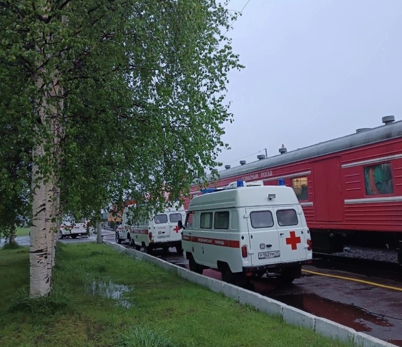 Благотворительный фонд им. Николая Семенюка окажет помощь пострадавшим в результате схода вагонов поезда Воркута-Новороссийск