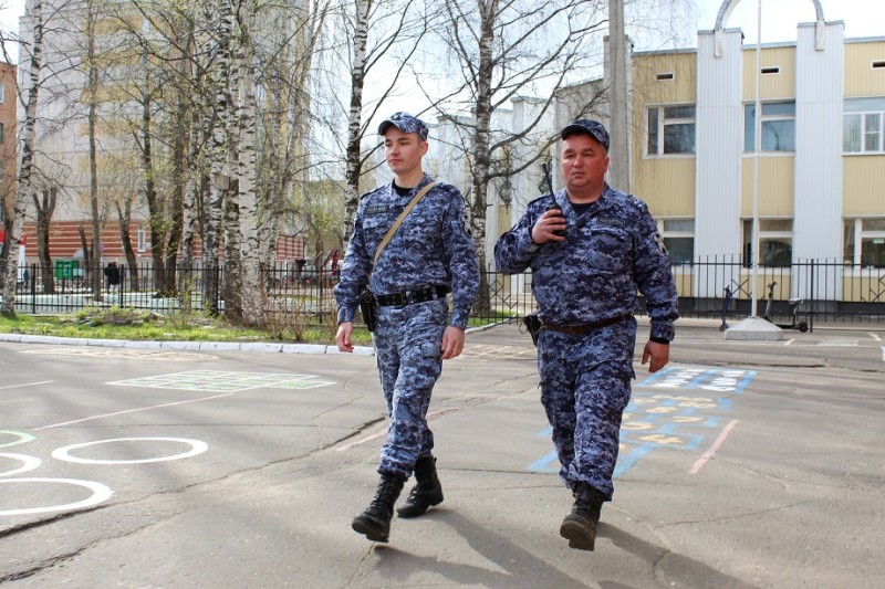 В Сыктывкаре росгвардейцы предотвратили пожар в детском саду