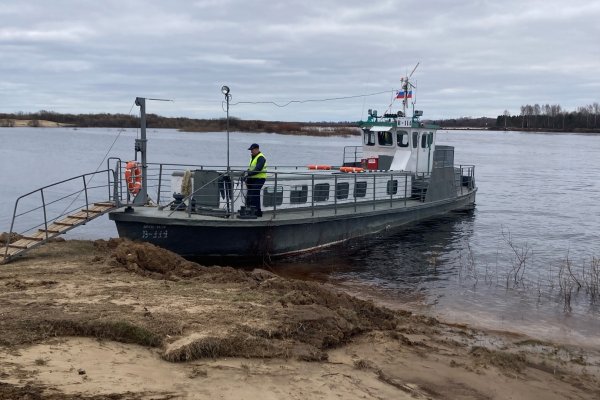 Транспортная прокуратура не смогла добраться до спасжилетов на катере в Сыктывкаре 