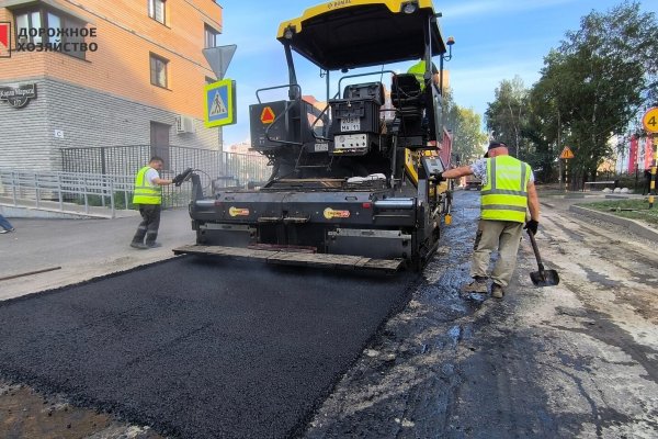 На ул. Крутой в Сыктывкаре стартовали работы по укладке экспериментального асфальта