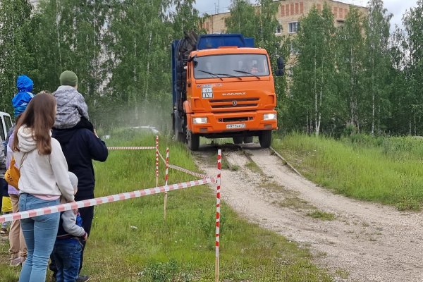 В Республике Коми выберут лучшего водителя мусоровозной техники