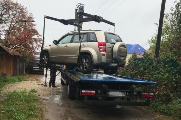 В Сыктывкаре взыскатель подсказал приставам, где должник прячет иномарку