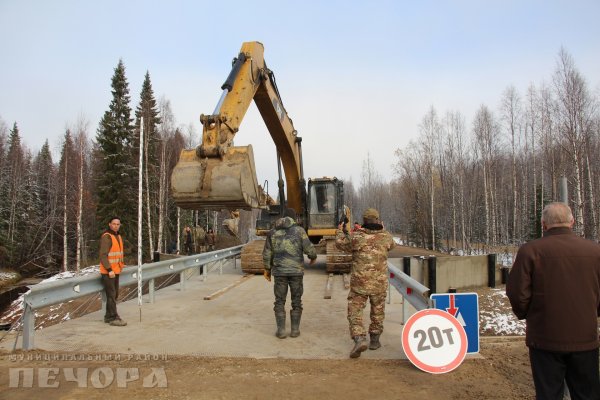 Движение транспорта по мосту через реку Белый Ю в Печоре будет возобновлено