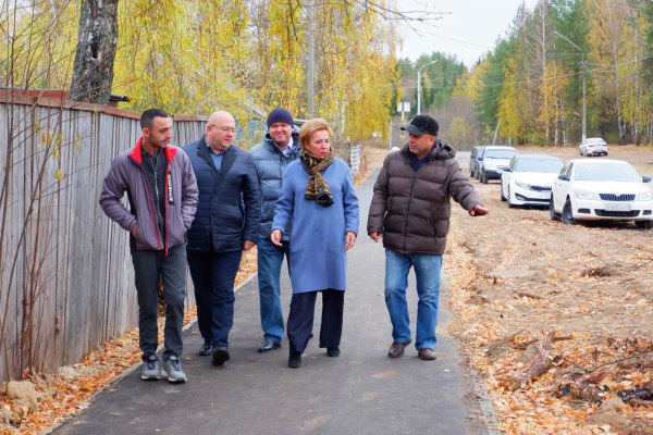 По наказам избирателей в поселках Сыктывкара благоустроены тротуары

