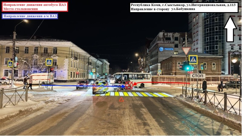 В Сыктывкаре водитель автобуса не уступил дорогу ВАЗу и спровоцировал ДТП