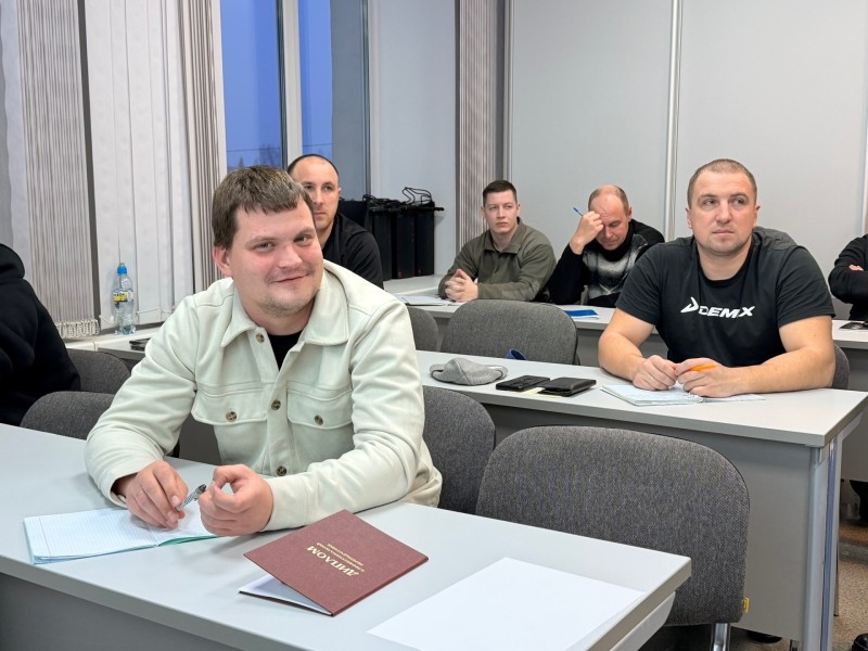 В Коми готовят новых инструкторов десантно-пожарных групп

