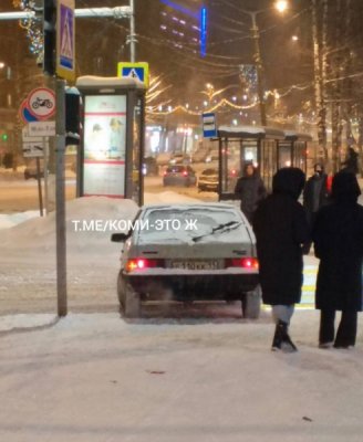 В Сыктывкаре ездивший по тротуару 18-летний водитель привлечен к ответственности