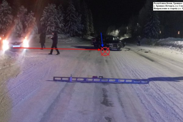 В Троицко-Печорске три человека пострадали в результате столкновения ВАЗа и Renault Logan