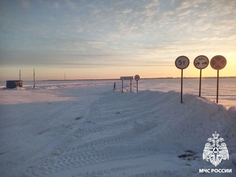 В Коми действует 57 из 102 запланированных к открытию ледовых переправ