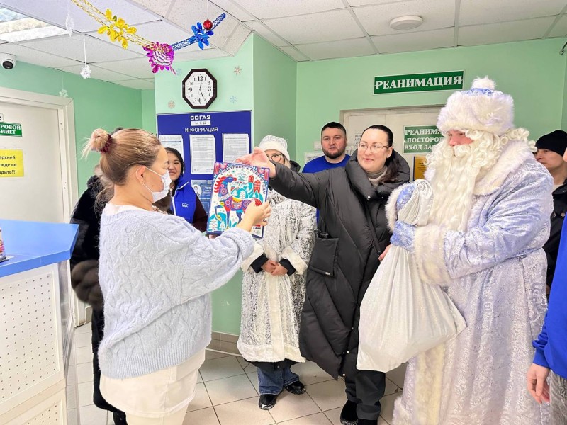 "Единая Россия" дарит добрые дела в новогодние праздники