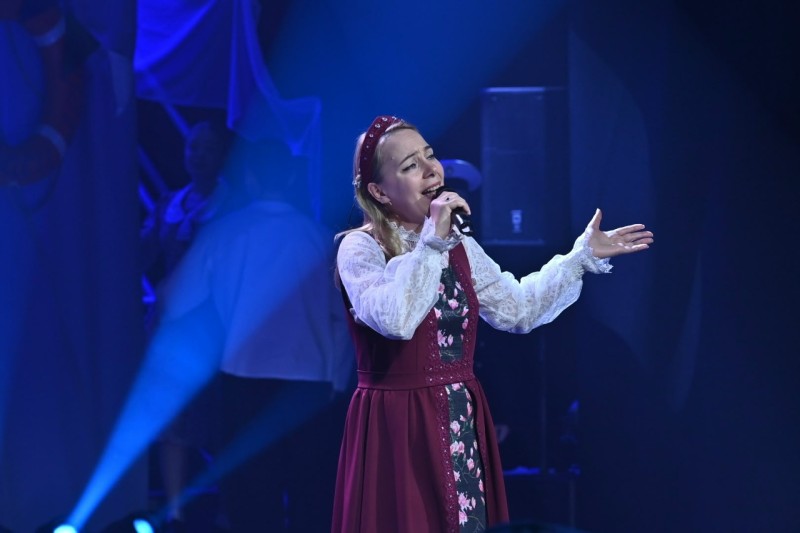 На волне памяти и музыки: в Усть-Куломе прошел XXXIII  фестиваль современной коми песни"Василей" с легендарным пароходом на сцене