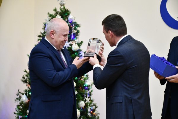 Работники АО 