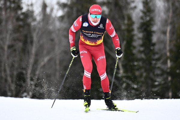 Илья Семиков - победитель гонки на 15 км на этапе Кубка России в Сыктывкаре