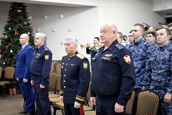 В Сыктывкаре состоялось торжественное мероприятие, посвящённое выпуску сотрудников вневедомственной охраны Росгвардии