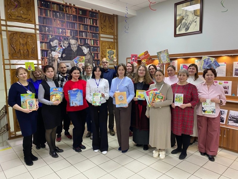 Национальная детская библиотека Коми собирает книги для фонда "Защитники Отечества"