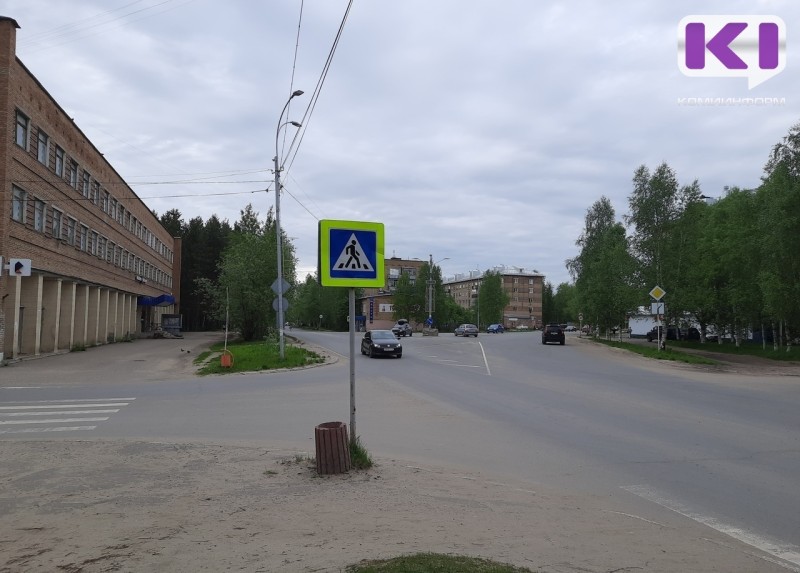 В Печоре благоустроят тротуар по Печорскому проспекту