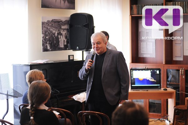 Поэт из Коми Андрей Попов стал заслуженным работником культуры РФ