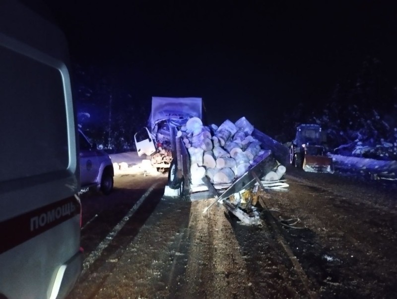 Водителя трактора обворовали после ДТП в Прилузье 