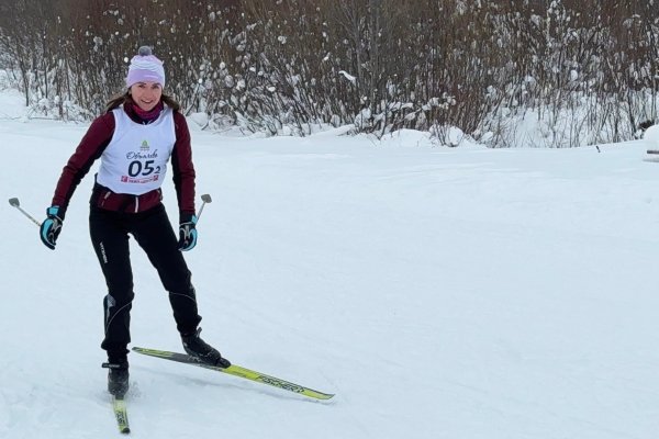 Эколог Минприроды в 20-градусный мороз доехала до бронзы чемпионата и первенства Коми по спортивному туризму на лыжах