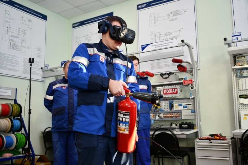 АО "Транснефть – Север" ввело в работу обучающий тренажер с технологией виртуальной реальности