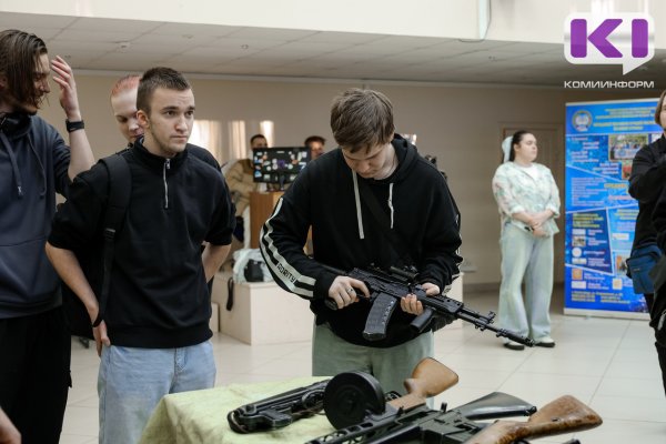 Студенты Сыктывкарского политехнического техникума узнали, кто такие настоящие Защитники Отечества