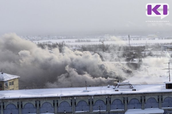 В ходе пожара в Сыктывкаре муниципальные автобусы не пострадали - Максим Мартышин 