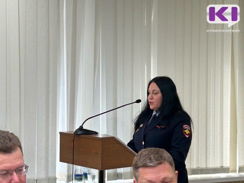 Сыктывкарские полицейские в 2025 году обошли 51 тысячу квартир, чтобы предупредить о мошенниках