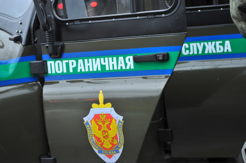 Жителям Коми напомнили о порядке выезда из страны с детьми до 14 лет