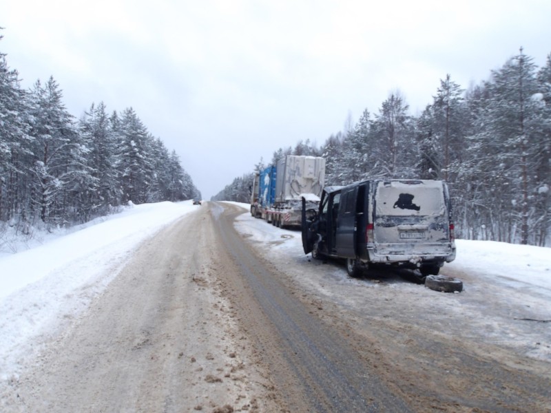 Возбуждено уголовное дело по факту ДТП с участием автобуса в Прилузье 