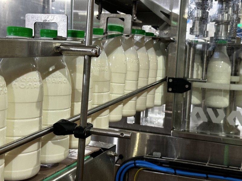 Господдержка помогает сохранять доступность молока в Коми