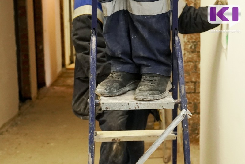 Прокуратура Сыктывкара в суде защищает трудовые права осужденных на принудительных работах, получивших травмы на производстве