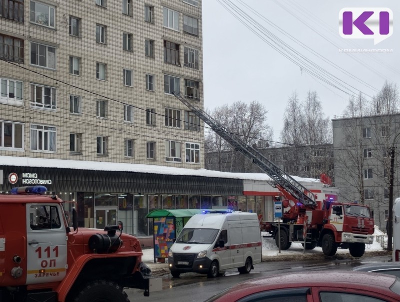 Пострадавшая при пожаре на улице Карла Маркса в Сыктывкаре госпитализирована с отравлением угарным газом