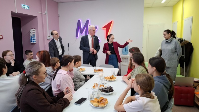 В Емве открылся Молодежный центр