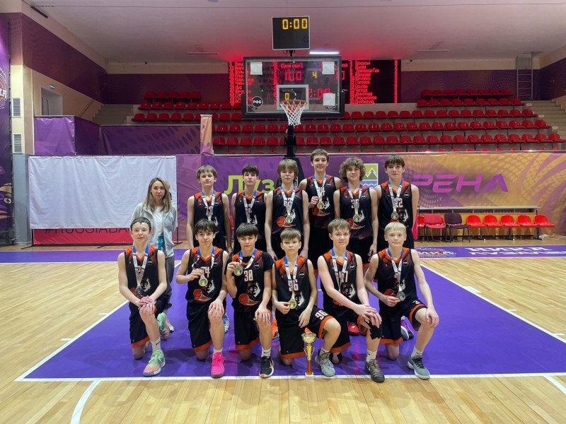 Сыктывкарские баскетболисты одержали победу на региональном первенстве