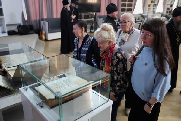 Духовные сокровища Коми края: в Национальной библиотеке прошёл День православной книги