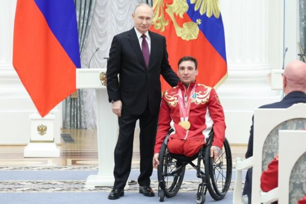 Голубков на встрече с Путиным поблагодарил всех причастных за помощь в подготовке к Паралимпиаде