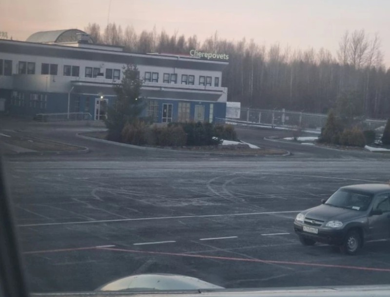 Вылет самолёта из Сыктывкара в Санкт-Петербург задержан из-за ограничений в "Пулково"