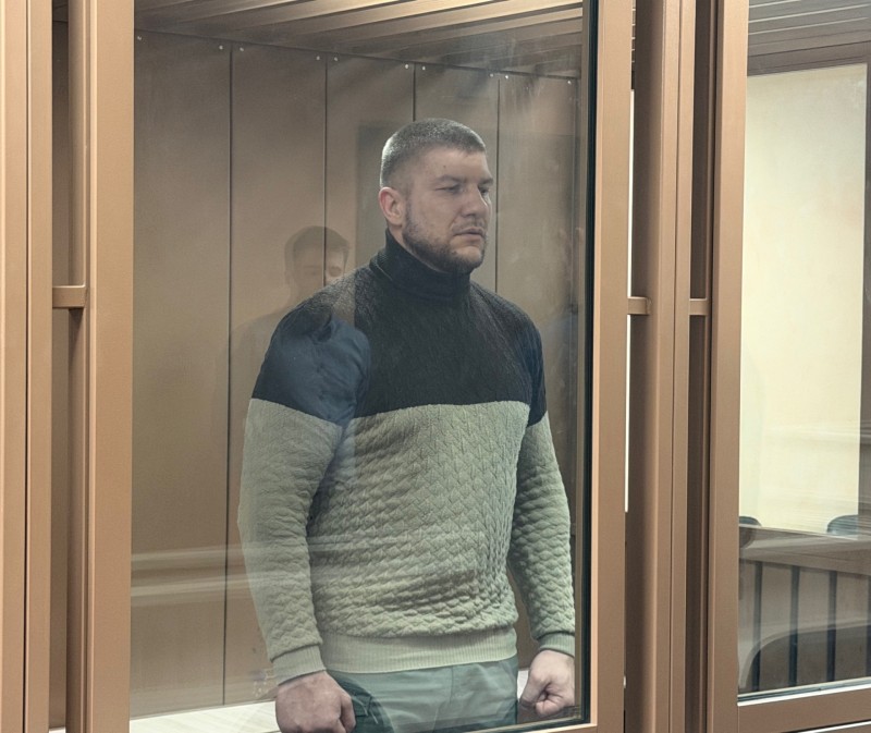 Экс-начальник Центра профессиональной подготовки МВД по Коми просил отпустить его к дочкам перед тюрьмой