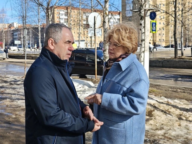 Мэр Ухты Марина Метелёва проверила, как убирают город после зимы