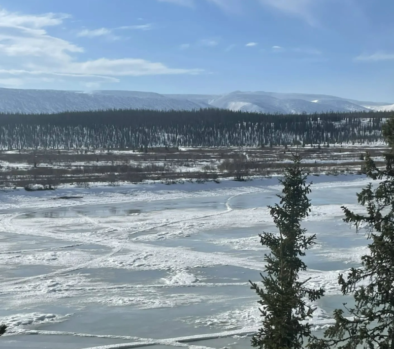 В нацпарке "Югыд ва" запретили катание на снегоходах и лыжах из-за промоин на реках
