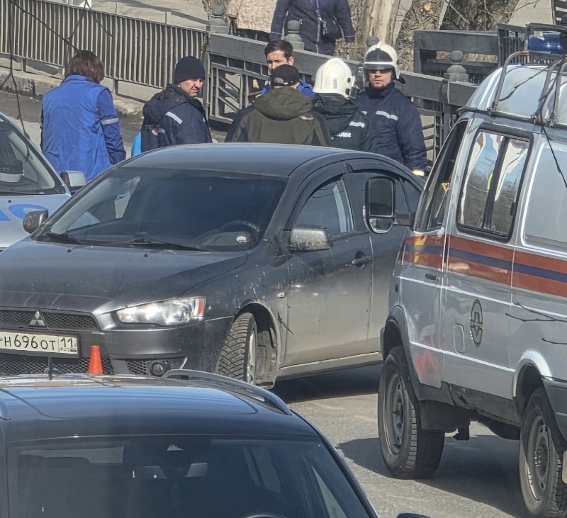 В Ухте водитель Mitsubishi сбил пенсионерку при выезде со двора