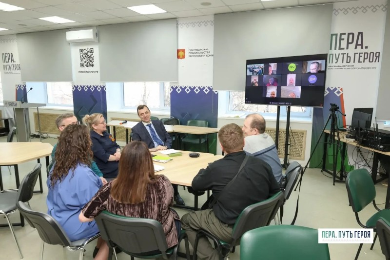 Курс на управление: федеральный эксперт обсудил с участниками программы "Пера. Путь героя" новые вызовы