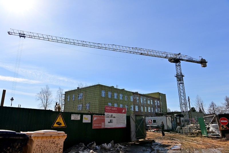 Новую поликлинику в Усть-Куломе достроят в октябре – подрядчик