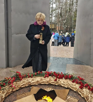 Ухте передали частицу Вечного огня, доставленную из Москвы от Могилы Неизвестного Солдата