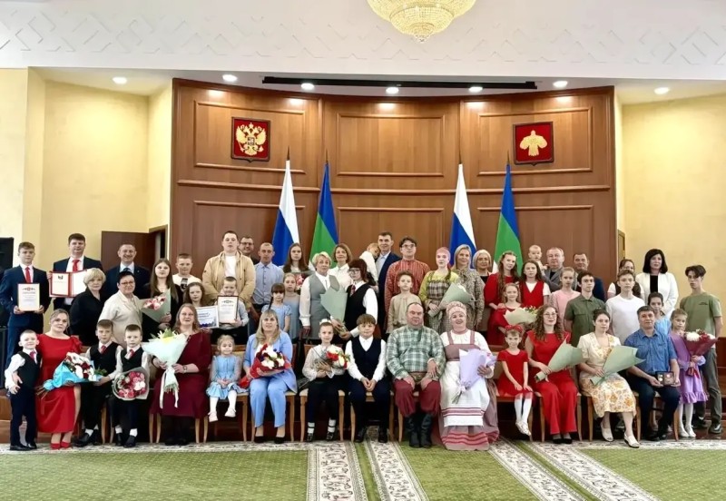 Семья работника АО "Транснефть – Север" признана лучшей многодетной семьёй Республики Коми